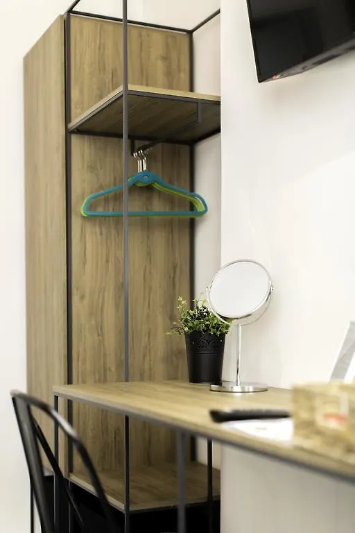 Urban Rooms Тирана Гостевой дом